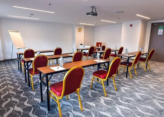 מלון Doubletree By Hilton Incek