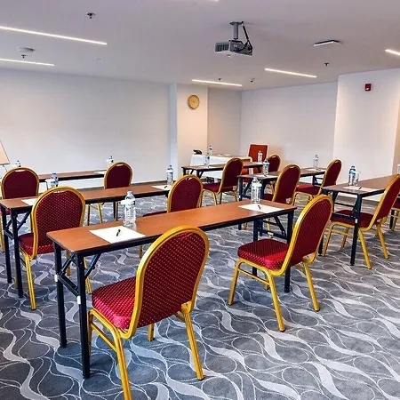 호텔 Doubletree By Hilton Incek