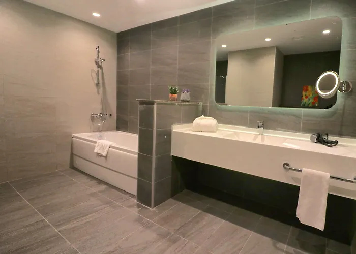 Doubletree By Hilton Incek 4* Ankara